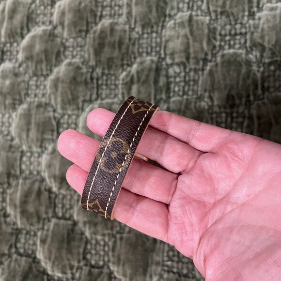 Pet Collar made from Original LV Purse Canvas M - Picture 3 of 3